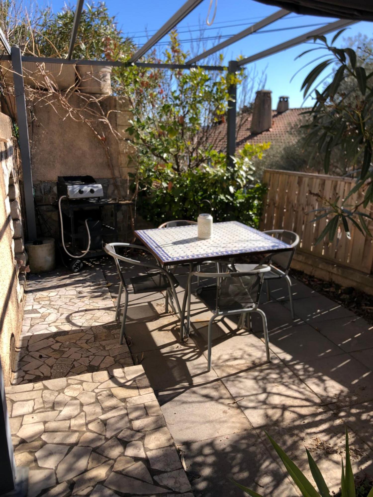 Appartement Sur La Colline Avec Acces Piscine Volx エクステリア 写真